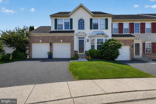 57-4911 Villa Point Dr, ABERDEEN, MD, 21001-2641 | Card Image
