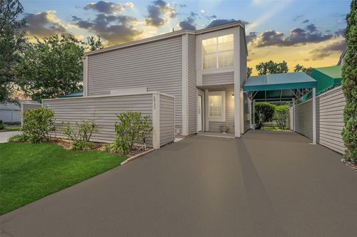 6933 Lake Place Court, TAMPA, FL, 33634 | Card Image