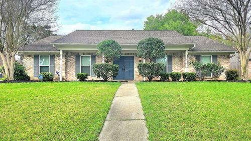 27117 Pyeatt Ln, Oak Ridge North, TX, 77385-9067 | Card Image