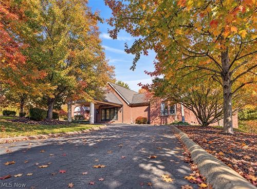 6145 Pebble Beach Ct, Canfield, OH, 44406-9567 | Card Image