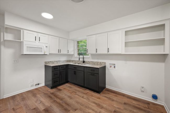2040 Bowie Dr, House other with 3 bedrooms, 2 bathrooms and null parking in Corsicana TX | Image 12
