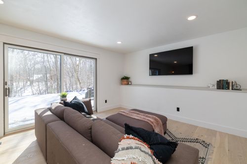 20801 Fern Dr, LAKEVILLE, MN, 55044-8172 | Card Image