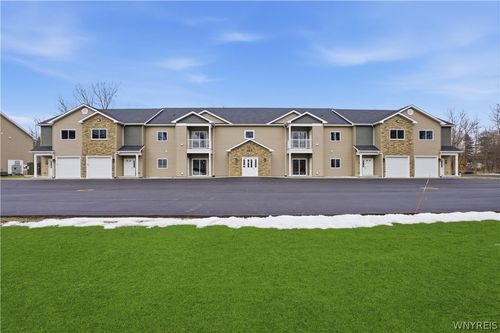 1130 Orchard Park Rd, West Seneca, NY, 14224-3918 | Card Image