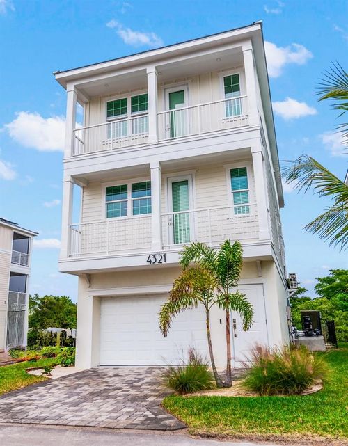 4321 Marina View Way, CORTEZ, FL, 34215-2582 | Card Image