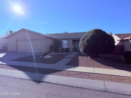 10214 E Canyon Meadow Dr, Tucson, AZ, 85747-5506 | Card Image
