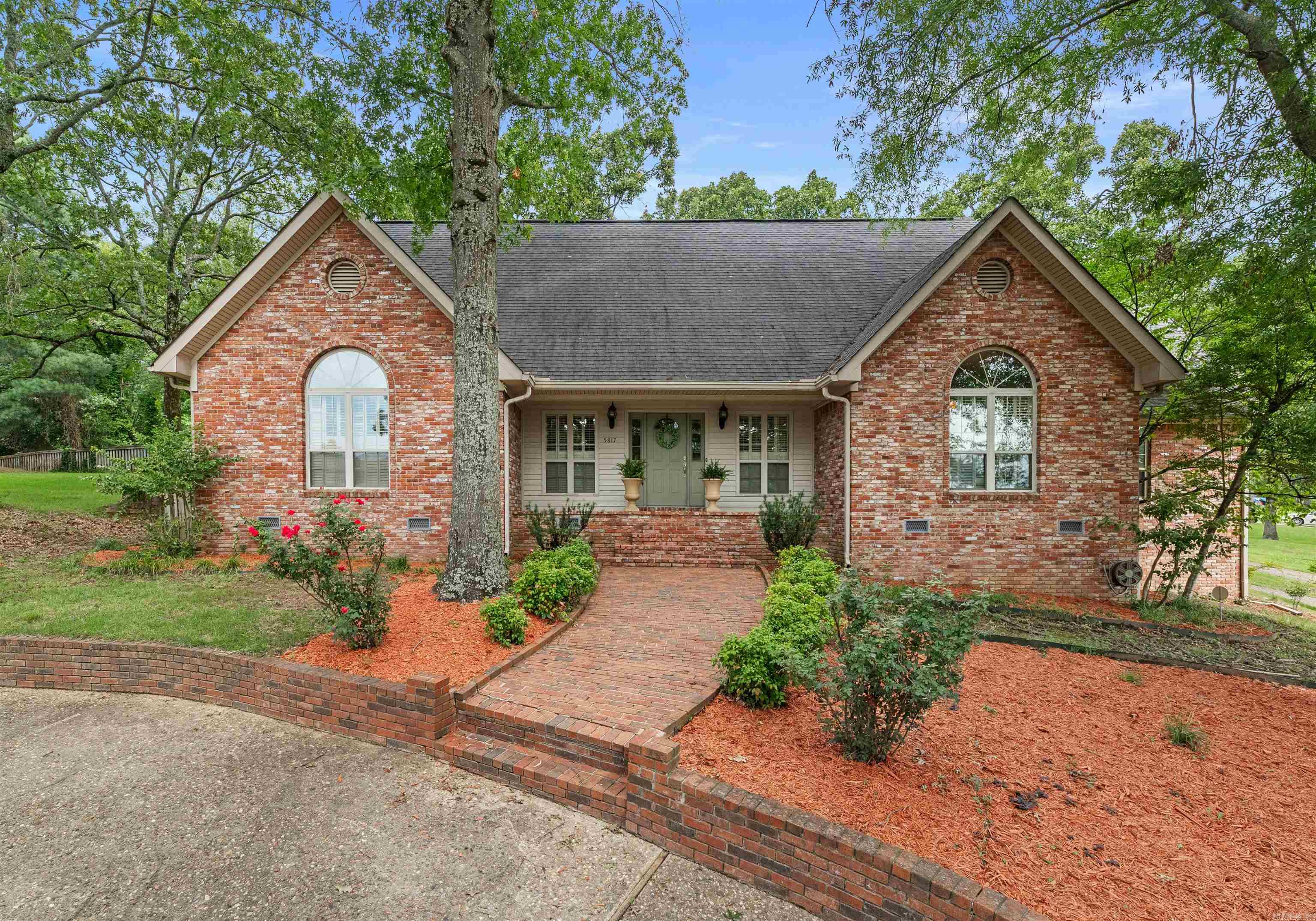 Hills Blvd, North Little Rock, AR 72116