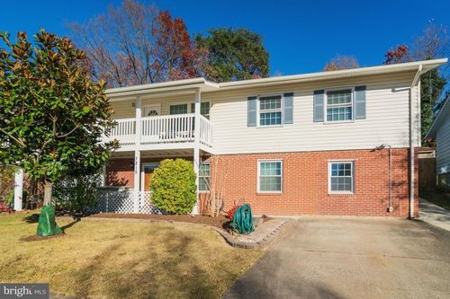 7215 Beverly Park Dr, SPRINGFIELD, VA, 22150-3158 | Card Image