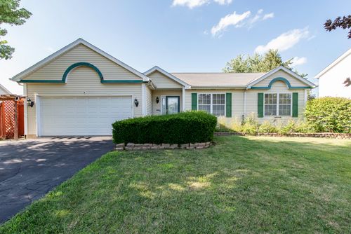 3306 Harbor Ridge Dr, Zion, IL, 60099-4718 | Card Image