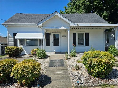 436 Granite St, Mount Airy, NC, 27030-4538 | Card Image