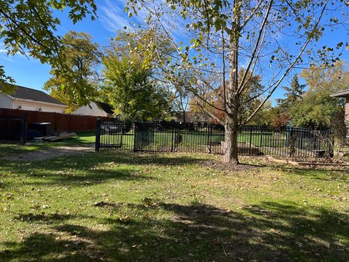 4226 Florence Ave, Downers Grove, IL, 60515-2231 | Card Image