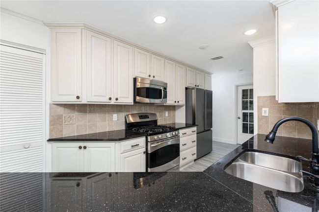 5232 Conner Ter, House other with 3 bedrooms, 2 bathrooms and null parking in PORT CHARLOTTE FL | Image 10