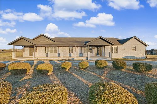 974 N Main St, Centerton, AR, 72719-9491 | Card Image