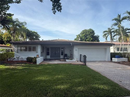 1532 Trillo Ave, Coral Gables, FL, 33146-2315 | Card Image