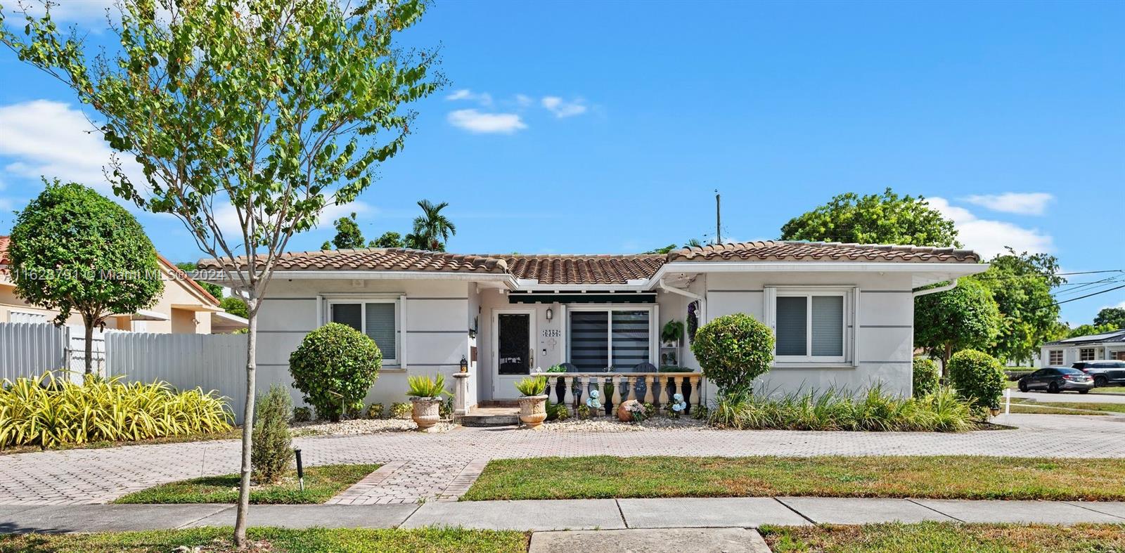 10th St, West Miami, FL 33144
