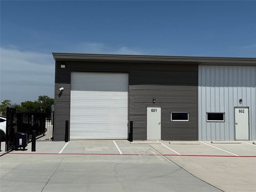 unit-601-3300 Dacy Ln, Kyle, TX, 78640-6871 | Card Image