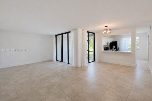 apt-126-3552 Magellan Cir, Aventura, FL, 33180-3706 | Card Image