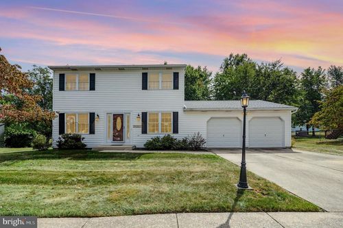 4321 New Hampshire Dr, HARRISBURG, PA, 17112-9174 | Card Image