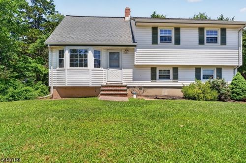 1387 Hamilton St, Somerset, NJ, 08873-3345 | Card Image