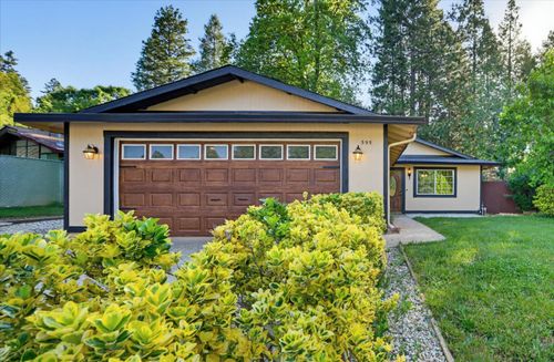 595 Packard Dr, Grass Valley, CA, 95945-7047 | Card Image