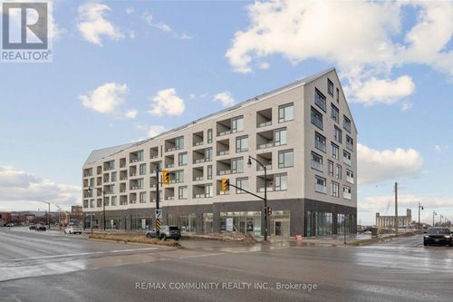 415-31 Huron Street, Collingwood, ON, L9Y0E8 | Card Image