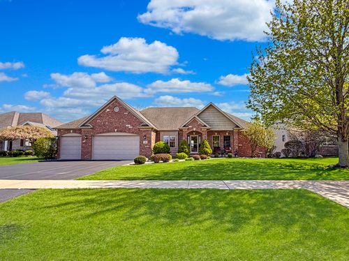 424 Billings Dr, DeKalb, IL, 60115-8298 | Card Image