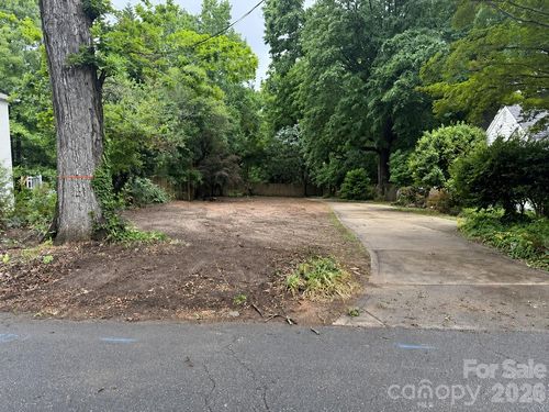 2108 Brandon Cir, Charlotte, NC, 28211-1617 | Card Image