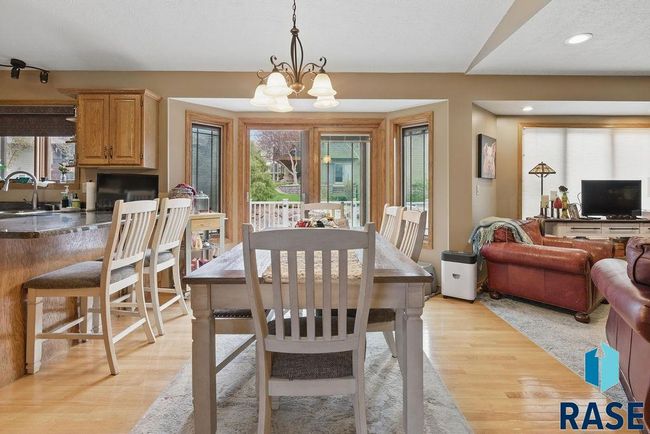 3518 S Matthew Dr, House other with 4 bedrooms, 3 bathrooms and null parking in Sioux Falls SD | Image 5
