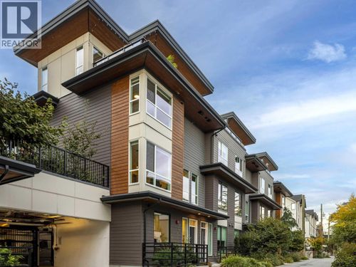 19-533 E 3rd St, North Vancouver, BC, V7L1G4 | Card Image