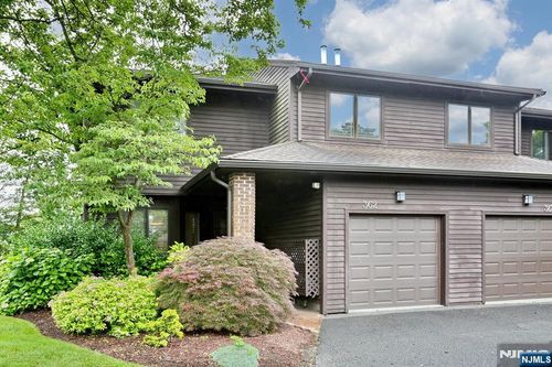 362 French Ct, Teaneck, NJ, 07666-6478 | Card Image