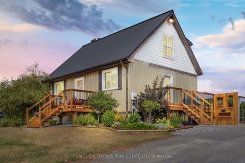 12705 Maple Ridge Rd, Winchester, ON, K0C2K0 | Card Image