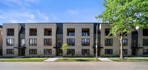 2b-4320 Vista Ave, Saint Louis, MO, 63110-2299 | Card Image