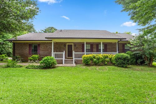 200 Mae St, Clanton, AL, 35045-3827 | Card Image