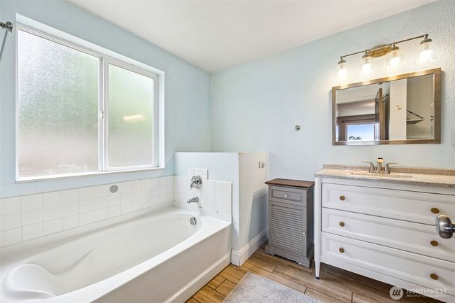 Primary bathroom | Image 13