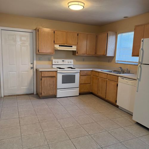 28 Pawnee Trl, CRAWFORDVILLE, FL, 32327-2876 | Card Image