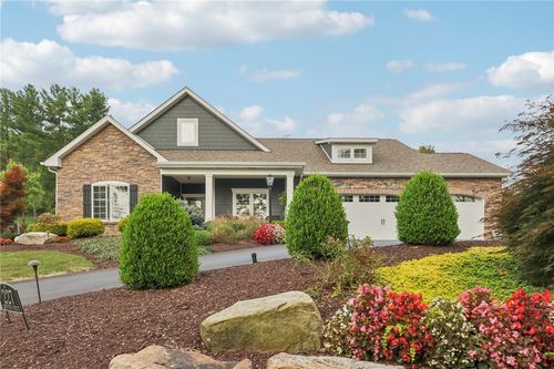 227 Saunders Station Rd, Trafford, PA, 15085-9772 | Card Image