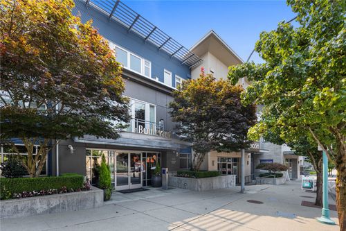 329-375 Kirkland Ave, Kirkland, WA, 98033-6278 | Card Image