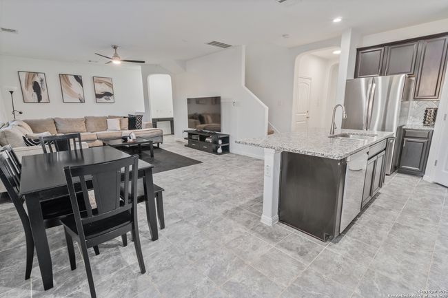 2507 Gato Del Sol, House other with 3 bedrooms, 3 bathrooms and null parking in San Antonio TX | Image 6