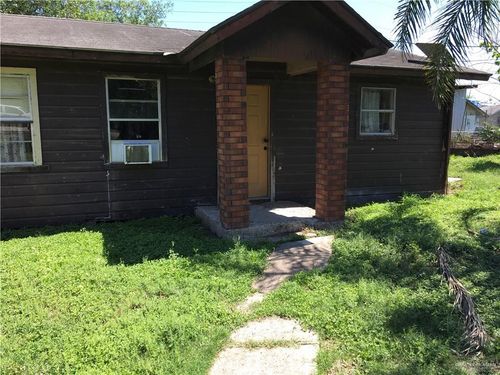 10922 Compadres St, Mercedes, TX, 78570-2497 | Card Image