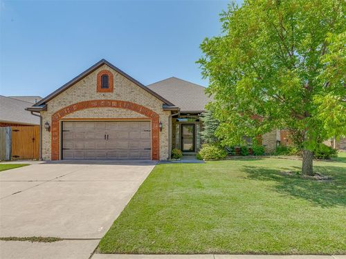 710 Tasha Circle, Moore, OK, 73160 | Card Image