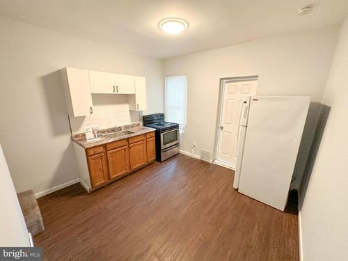 2629 N Palethorp St, PHILADELPHIA, PA, 19133-3829 | Card Image