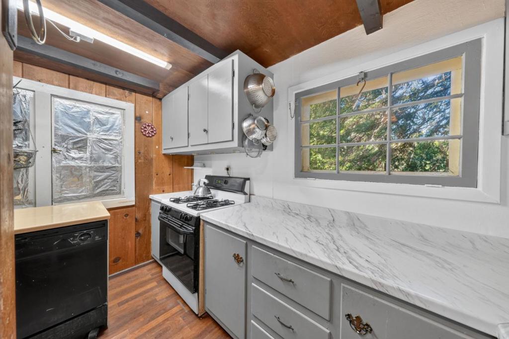 Residential Income in Boulder Creek