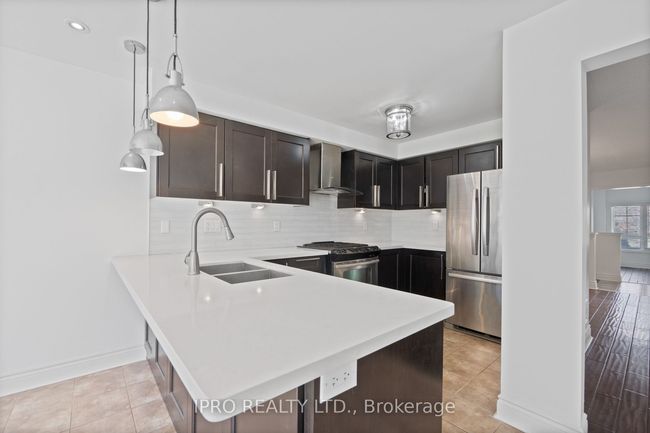 470 Savoline Blvd, House attached with 4 bedrooms, 3 bathrooms and 2 parking in Milton ON | Image 14