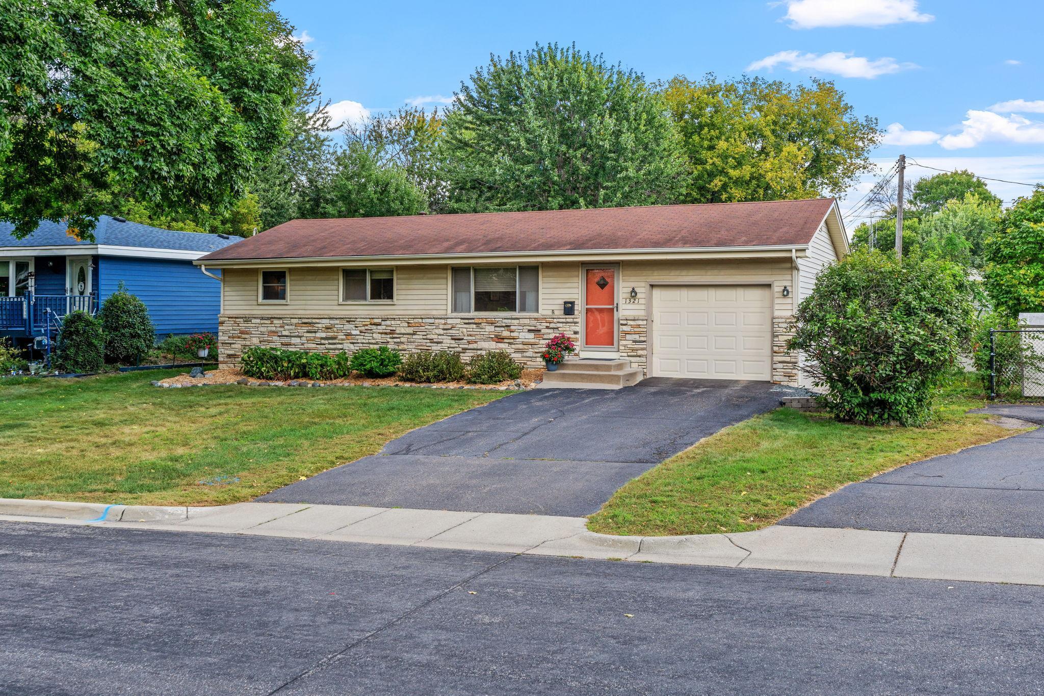 Independence Ave, Minneapolis, MN 55426