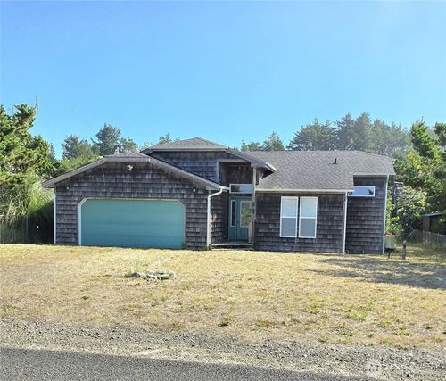 30100 H St, Ocean Park, WA, 98640-5143 | Card Image