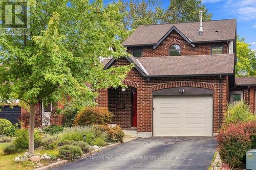 2182 Margot St, Oakville, ON, L6H3M1 | Card Image