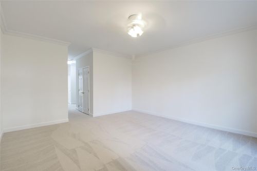 145 Pond View Dr, Port Washington, NY, 11050-2468 | Card Image