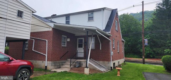 61 E Main St, House other with 3 bedrooms, 2 bathrooms and null parking in LONACONING MD | Image 4