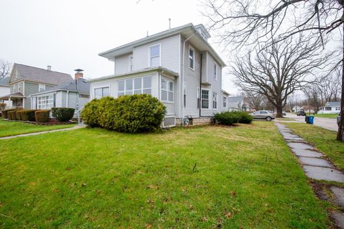 529 E Mckenney St, Dixon, IL, 61021-1653 | Card Image