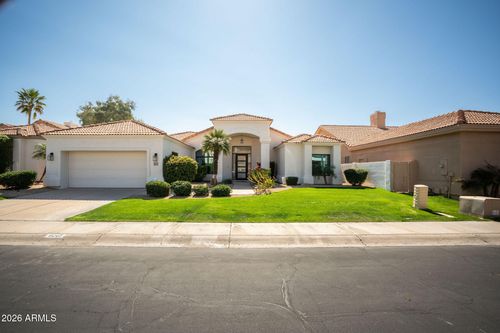 8245 E Jenan Dr, Scottsdale, AZ, 85260-5611 | Card Image