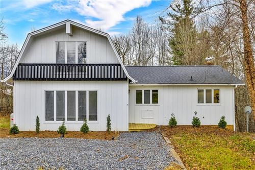 680 Nikanor Rd, West Jefferson, NC, 28694-7264 | Card Image